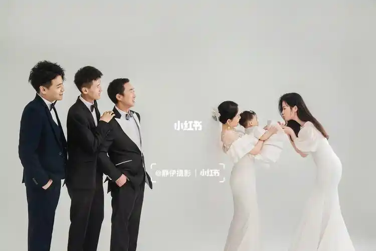 三代同堂的全家福6969原来可以这么温馨