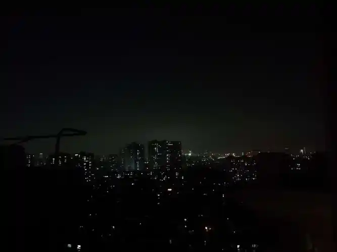 黑夜中的太阳 - 美篇