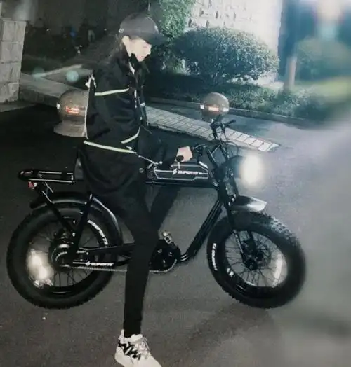 鹿晗与好友露营女友关晓彤默默陪伴公开恋情4年多低调且幸福