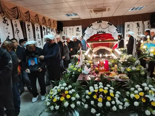 《宋公克本老大人仙逝追悼告别仪式主持词》