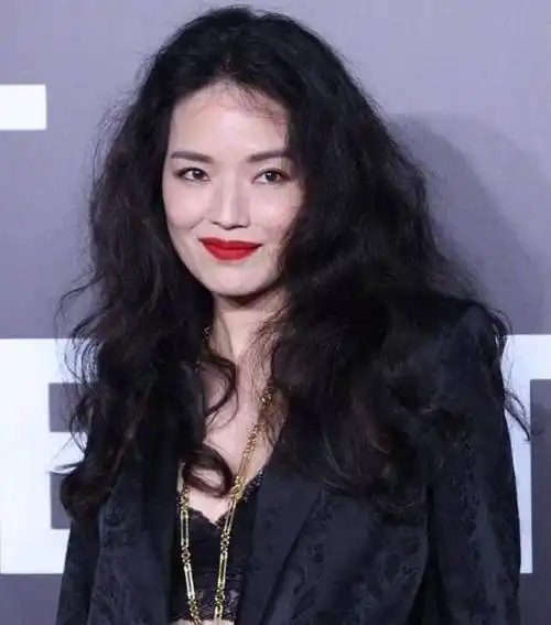 她是李易峰《暗夜行者》中的女二,曾和杨洋合作,高167cm却不红_宋奕星