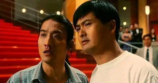 从未合作过的成龙与周润发:同样是"香港之子",可惜不是一路人