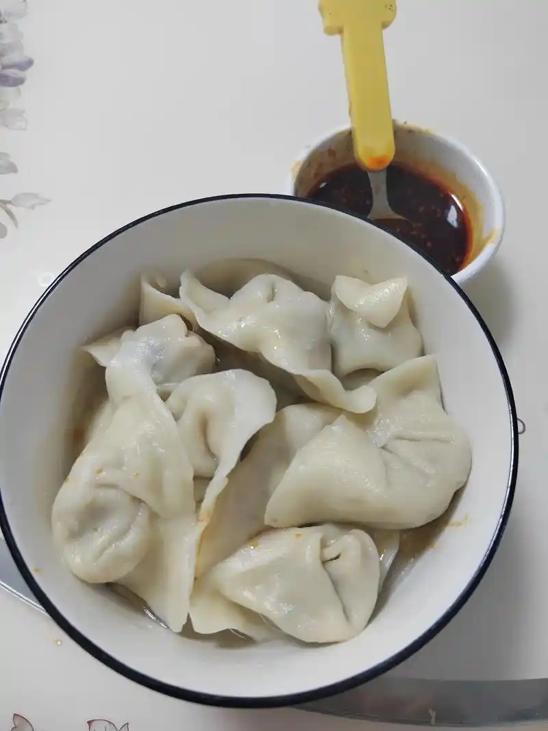 疫情在家做纯手工饺子 - 抖音