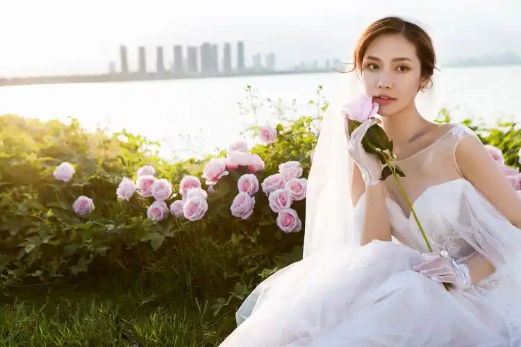 【原创】高定外景婚纱照-潍坊lz高定影像-wed114结婚网