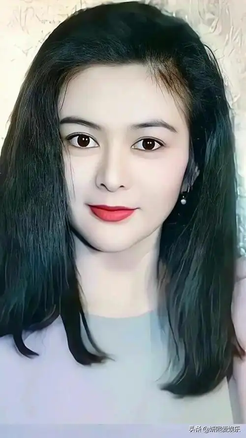 年轻时的关之琳,五官精致,妩媚多姿,不愧是香港第一美女_网易订阅