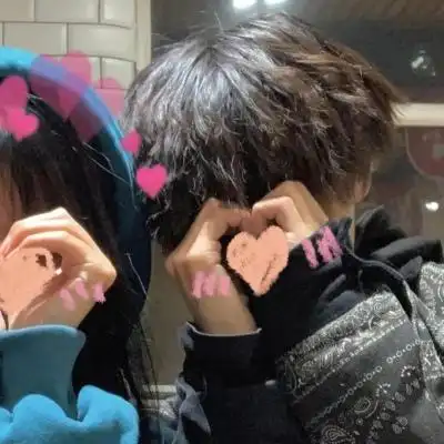 真人情侣头像可爱呆萌一对超甜可爱情头真人图片