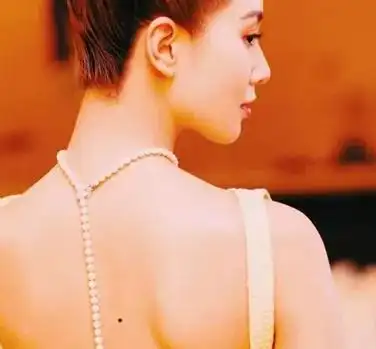 背上的痣的位置与命运图解 痣长在背上好不好上图解_面相分析_拓易