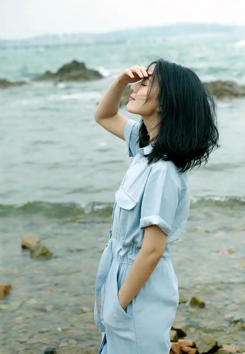 想在这个春天做短发女神?那必须学高圆圆这几款发型,气质减龄!