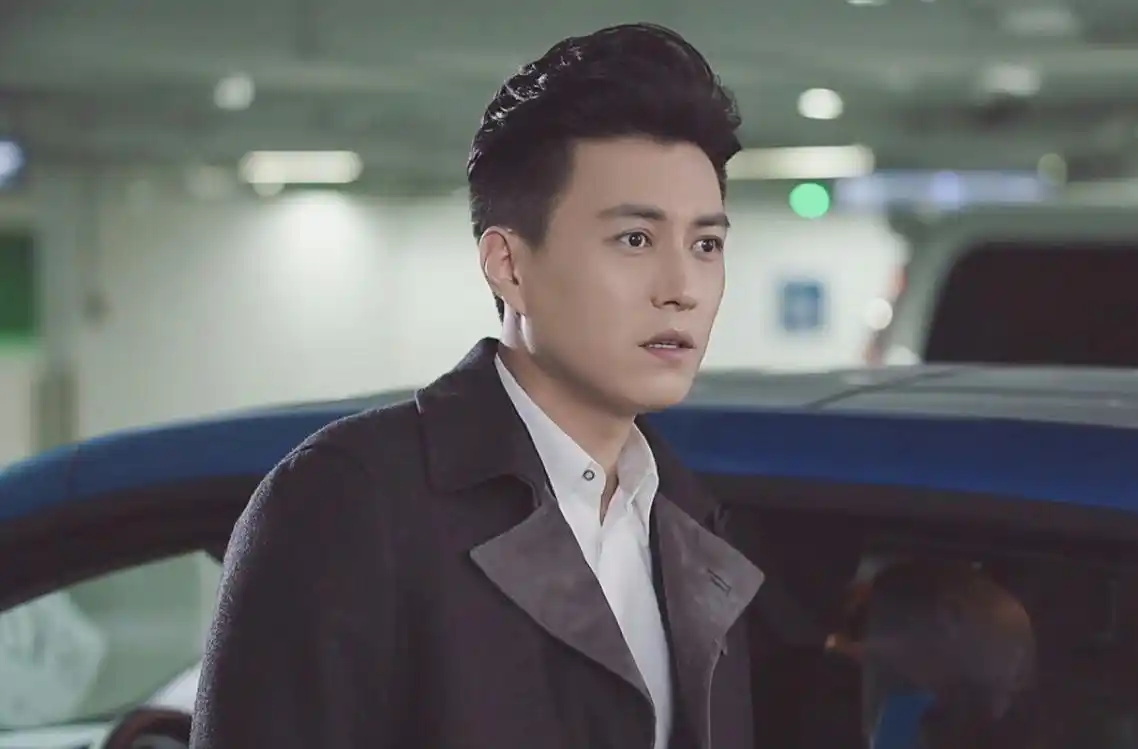 靳东想退圈?别闹了,他可没那么容易放弃!