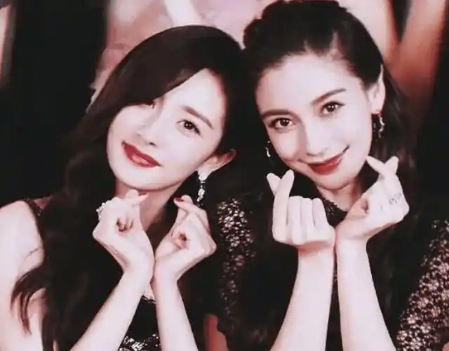 原创杨幂与杨颖曾联手封杀过赵丽颖得亏赵丽颖路人缘好经纪人厉害