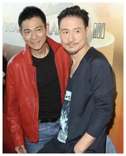 90后的倪妮追星刘德华;80后的章子怡,周渝民追星刘德华;70后的王千源