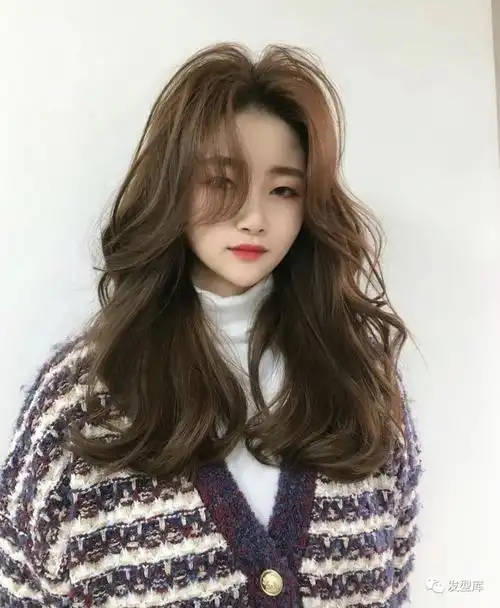 网红气垫烫中长发