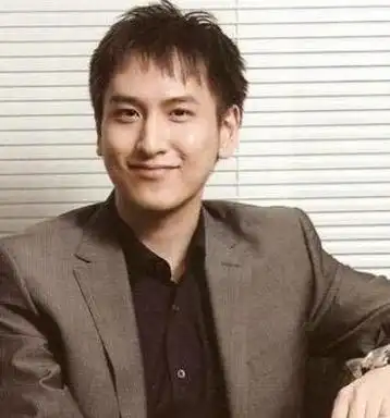 富二代汤珈铖个人资料介绍