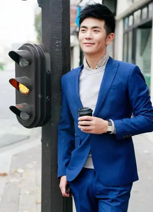 后来她的弟弟张晓龙知道这件事后从北京回来看望,看到病床上病怏怏的