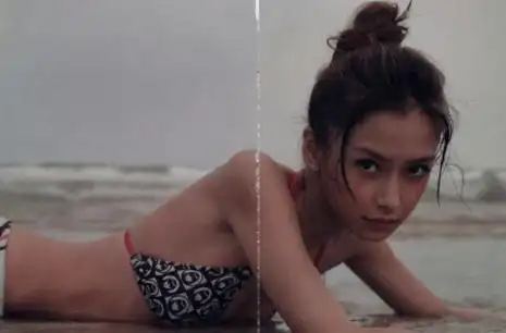 angelababy旧照曝光!网友热议:黄晓明知情吗?_疯马_照片_风尘