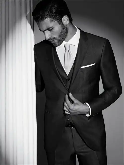 男人想要帅,就要学会穿西装 #搭配# #型男# #欧美# #时尚