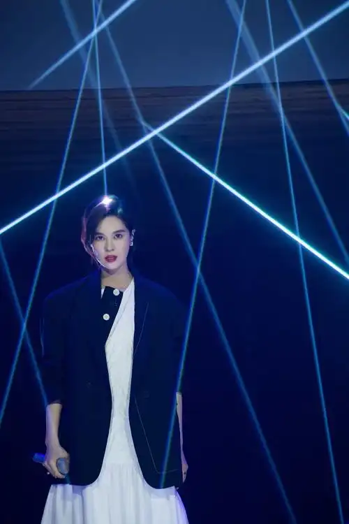 郁可唯乘风破浪的姐姐第一期剧照图片47