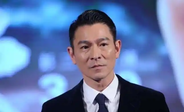 刘德华多大年龄,岁数了