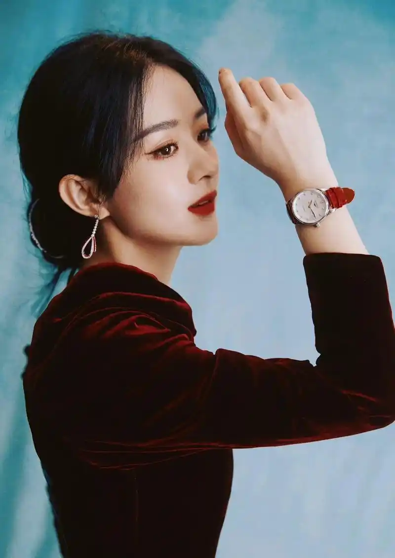 赵丽颖 #赵丽颖高定礼服 #赵丽颖浪琴优雅大使  真的绝美 - 兑趑