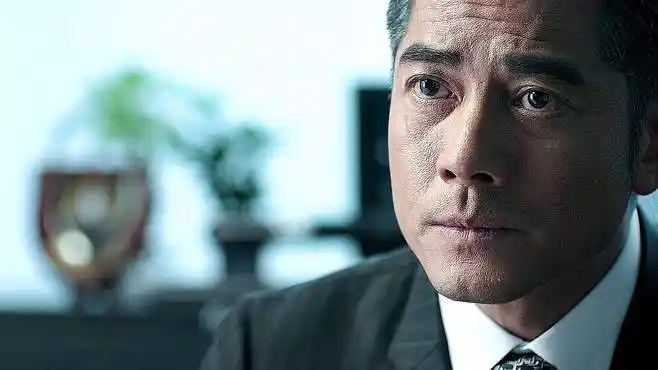 寒战2:郭富城同事都怎么傻的吗?