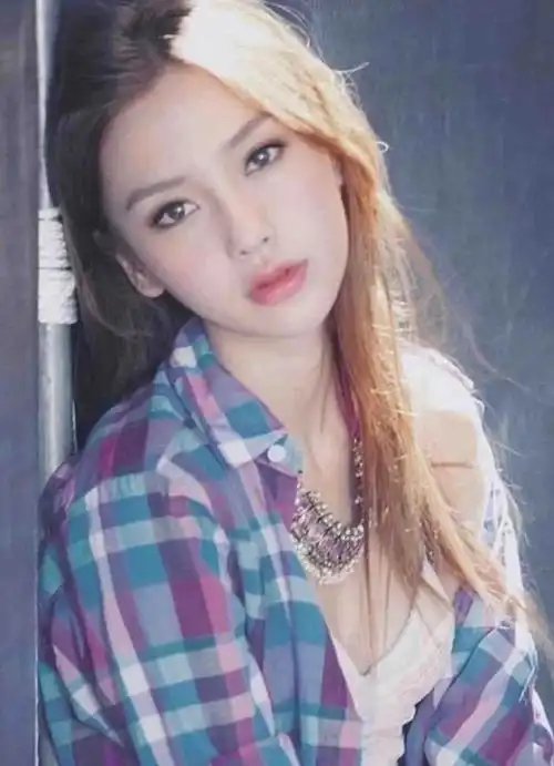 angelababy嫩模时期旧照|杨颖_网易订阅