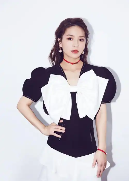 精灵唱将黄英:"天然乐器"演绎质朴民歌,风格百变,初心不变!