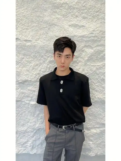 少年感三七分发型