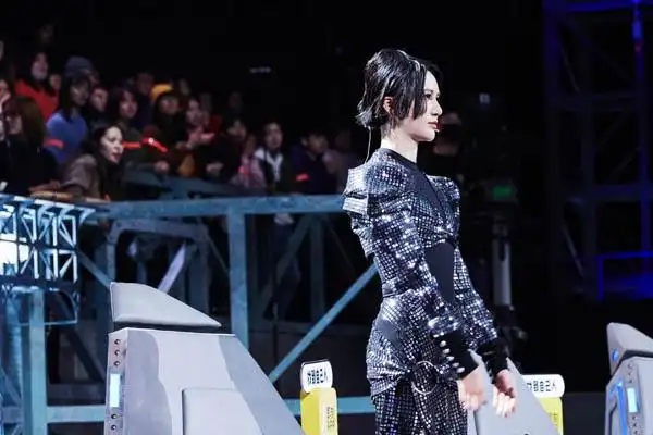 即刻电音尚雯婕不满结果离场张艺兴疑惑做错了