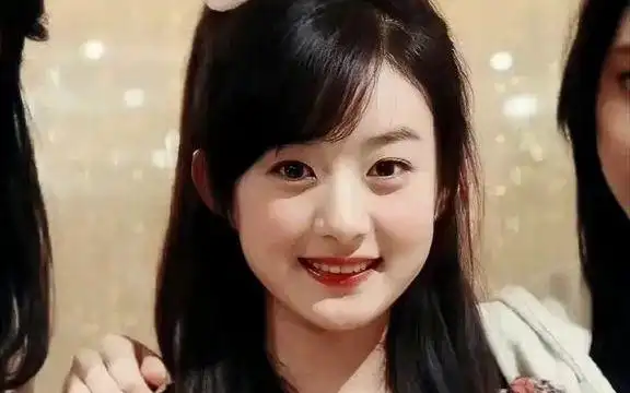 赵丽颖早期无美颜无滤镜照片,有些人能成"大明星"是有道理的