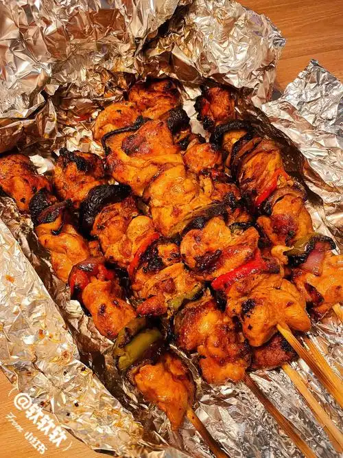 茂名美食|10r就能吃到的美味宝藏烤鸡肉串🍢