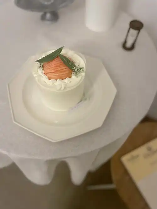 白桃乌龙奶油蛋糕