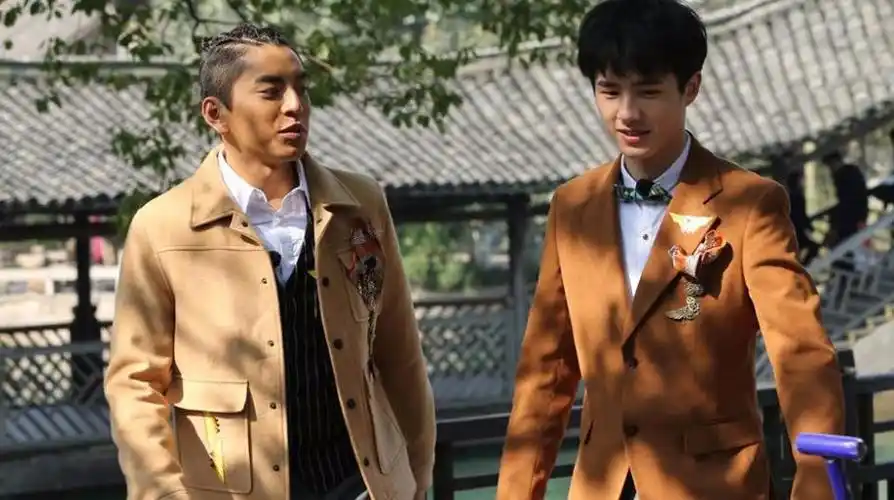 王大陆帮刘昊然做宣传但这吃面的表情真是雷倒我了