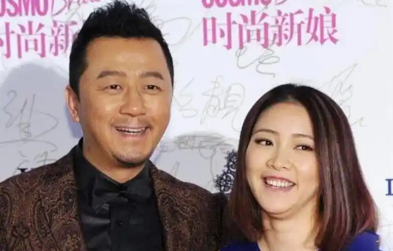 回顾重庆李燃:嫁给大17岁演员郭涛,生一儿一女,风光背后是辛酸