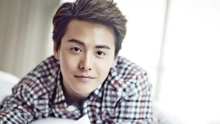 明星帅哥马天宇明星风尚壁纸3