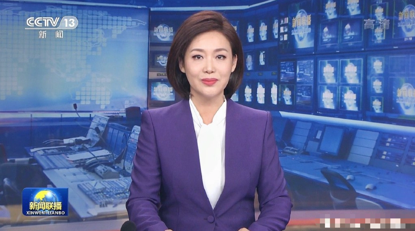 新闻联播又上新女主播颜值亮眼气质突出非科班出身引关注