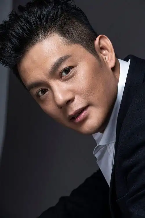 傅程鹏特种兵系列诠释民族英雄 钢铁男神再塑军中神话