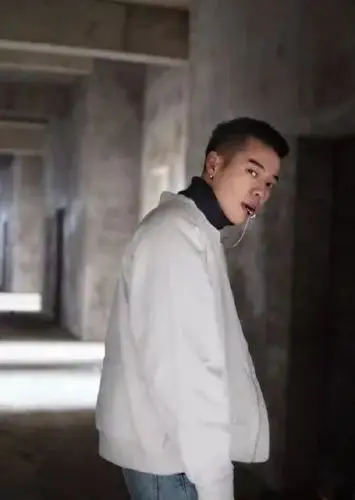 寸头小哥是什么行走的荷尔蒙