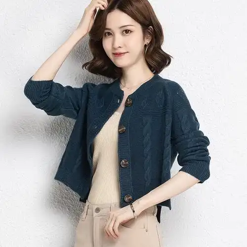 鄂尔多斯市羊毛衫女早春外搭针织开衫小个子短款春秋小款毛衣外套