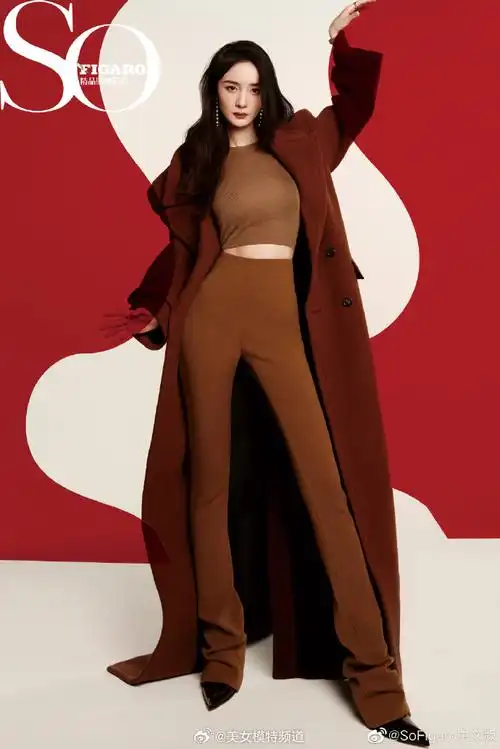 杨幂最新繁花大片释出 s形好身材与吸睛红唇性感十足