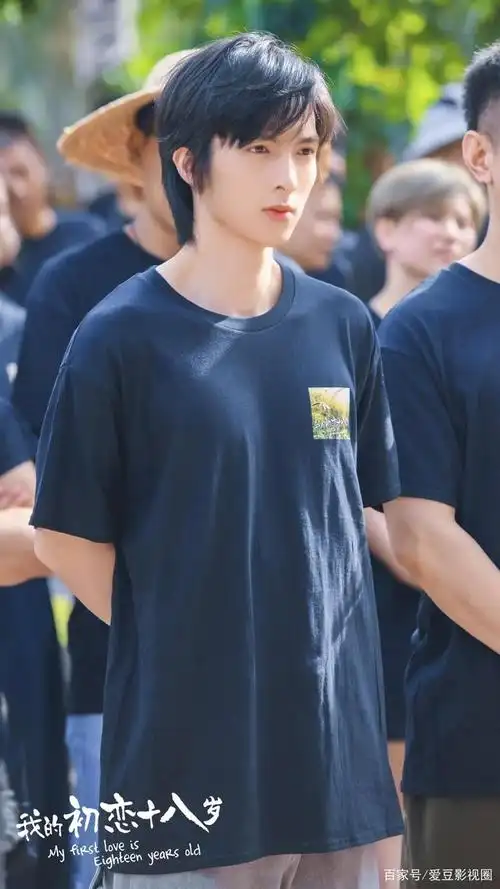 曹峻祥主演新电影《我的初恋十八岁》再挑大梁直击青春内心