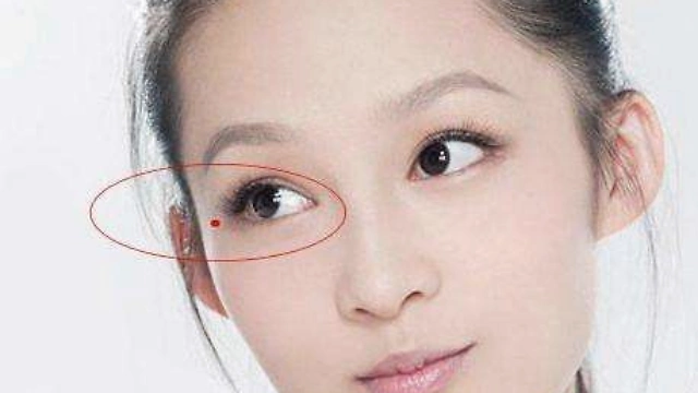 女人有这三颗痣最容易离婚别不当回事儿