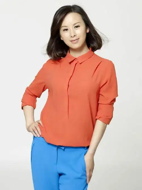 p data-id="gnwxjy7fnt">王雅洁,女,空政文工团优秀青年歌手,出生于