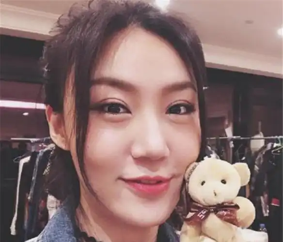 刘郡格是梁博的老婆 刘郡格签约英皇了吗