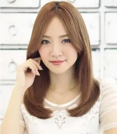 女生中分发型图片 让你气质凸显