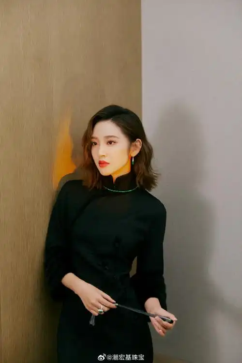 潮宏基珠宝时尚代言人唐艺昕##时尚东方非遗新生##半熟恋人3