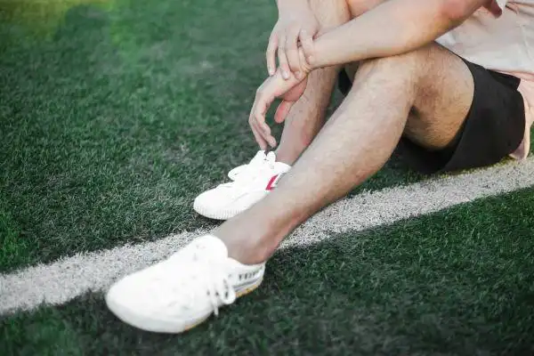 男生腿毛浓密怎么办?