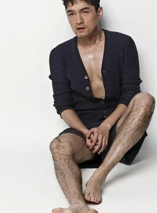 黄轩的小肉手胡歌的大毛裤男神也有不想提的小秘密