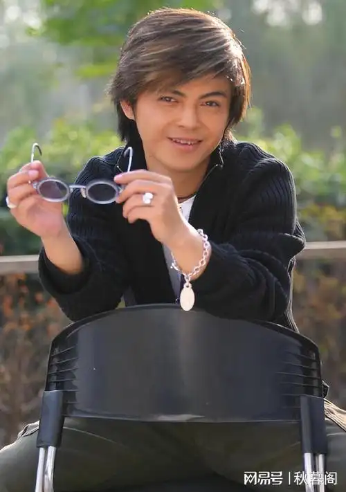 红透80年代,因身高被拒收,转行导演却消失在娱乐圈|演员|童星|邵峰