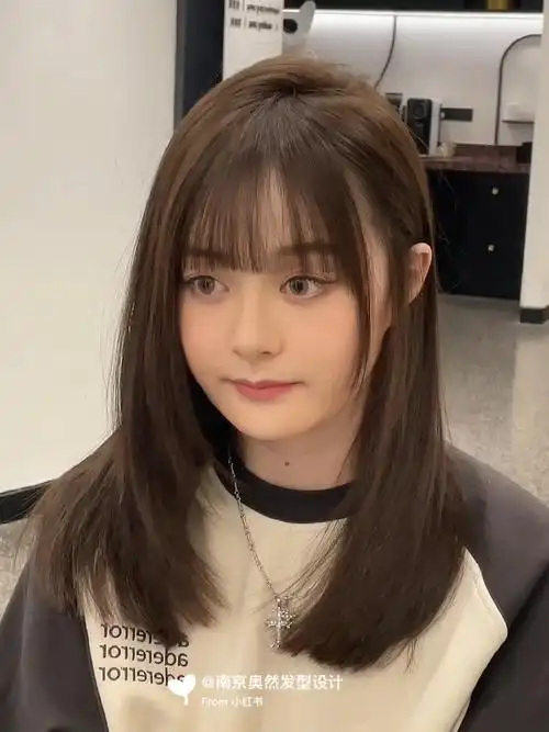 圆脸必看减龄中发发型73讲真剪完秒变十八岁