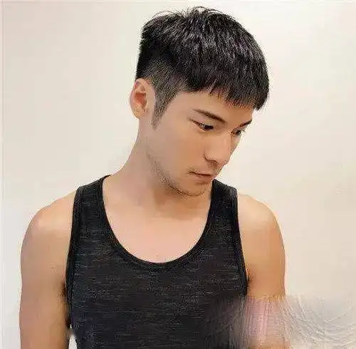 韩国男生最新短发发型 帅气新潮不用整理超省时|脸型|烫发|鬓角_网易